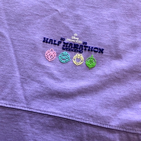 2025 runDisney Princess Half Marathon Weekend Spirit Jersey Adult Size - NEW - Picture 4 of 4